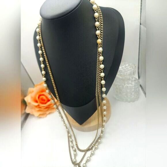 Vintage gold pearl triple strand chain necklace - Picture 1 of 9